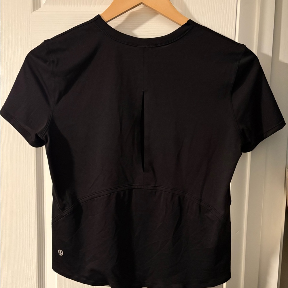 Lululemon Black Short Sleeve Performance Tee - Picture 3 of 4